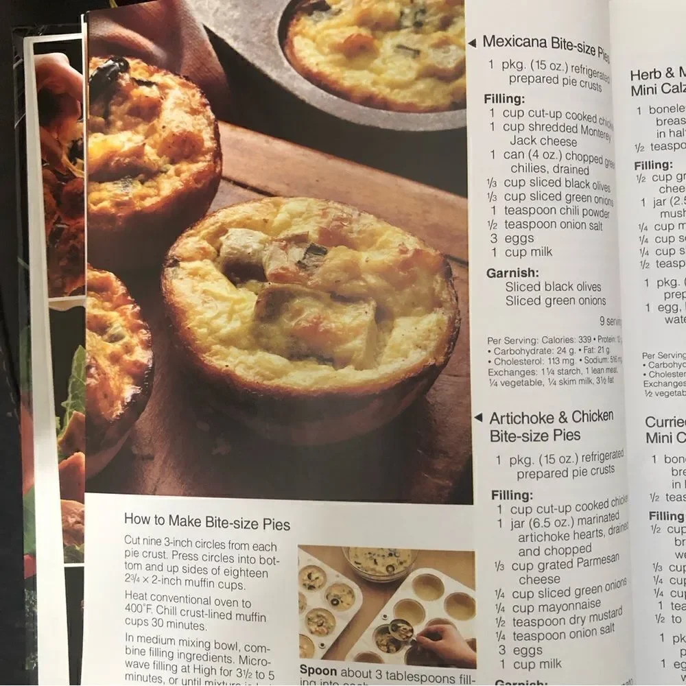 100 Ideas for Today's Chicken Microwave Cooking Library